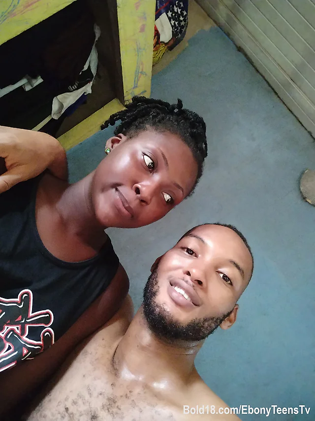 Our Ebony Pair For the Week ... 🔥🔥🔥 Would you like to watch this pair for our Next X-movie Contents? Tag Along Now 🥰 2/3