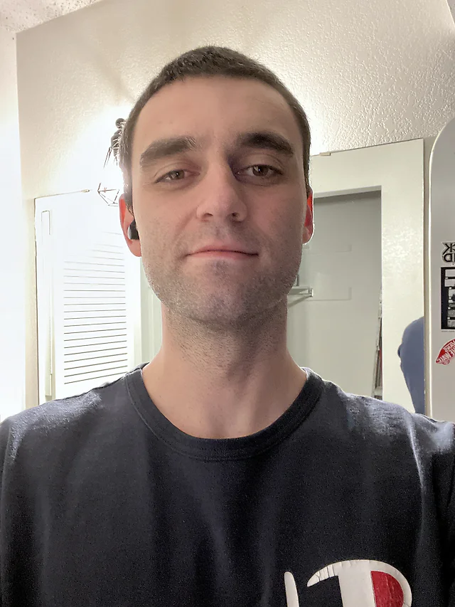 I’m dying from a genetical condition and I just wanna enjoy a sexy woman before I can’t anymore