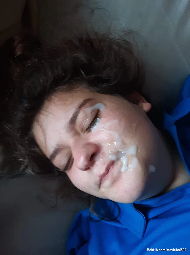 Bust it my KiDS over here sexy white face that's my whore and BABY MOMMA 2/2
